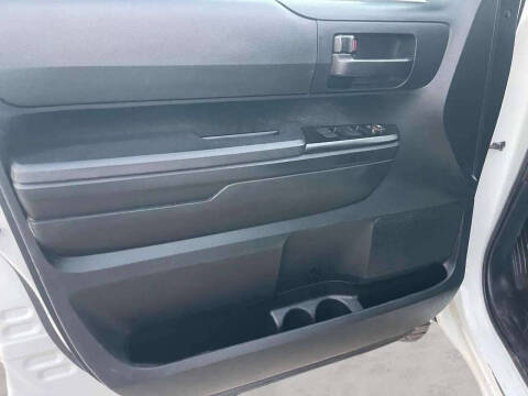 2016 Toyota Tundra SR