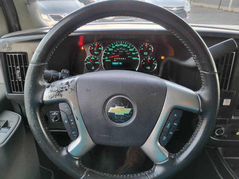 2017 Chevrolet Express 2500