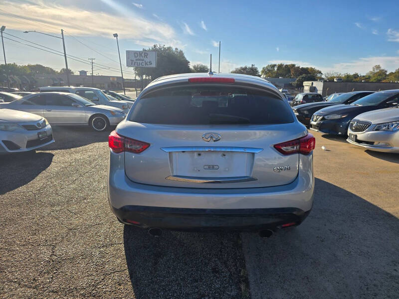 2015 Infiniti QX70