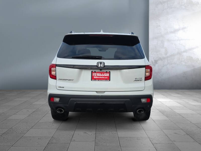 2021 Honda Passport Elite
