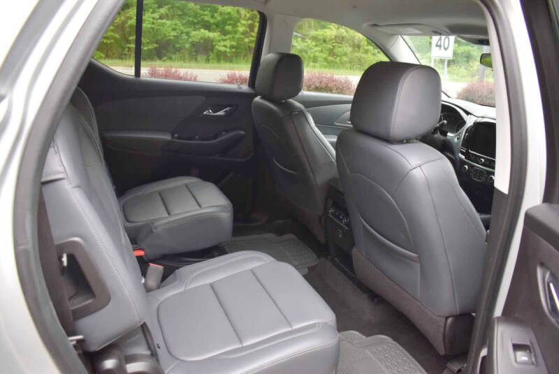 2020 Chevrolet Traverse LT Leather