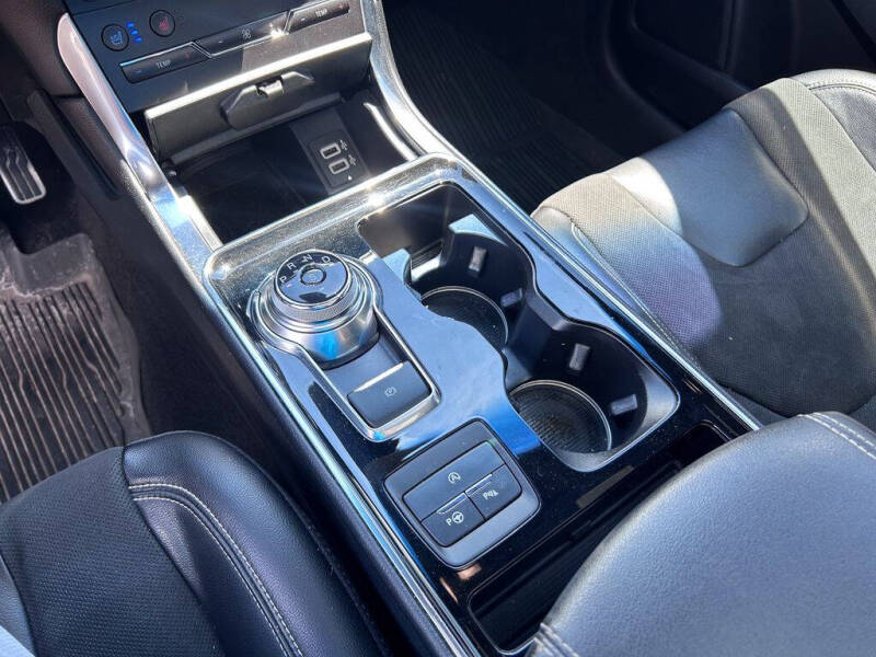 2019 Ford Edge ST