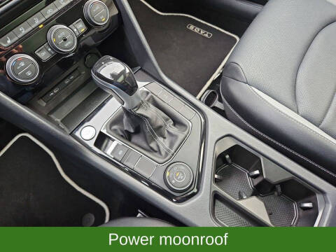 2023 Volkswagen Taos SEL 4Motion