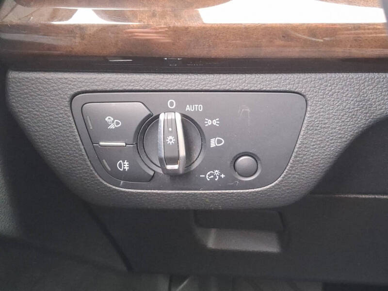 2019 Audi Q5 quattro Premium Plus 45 TFSI