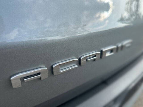 2026 GMC Acadia Elevation