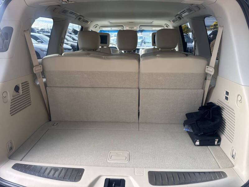 2011 Infiniti QX56