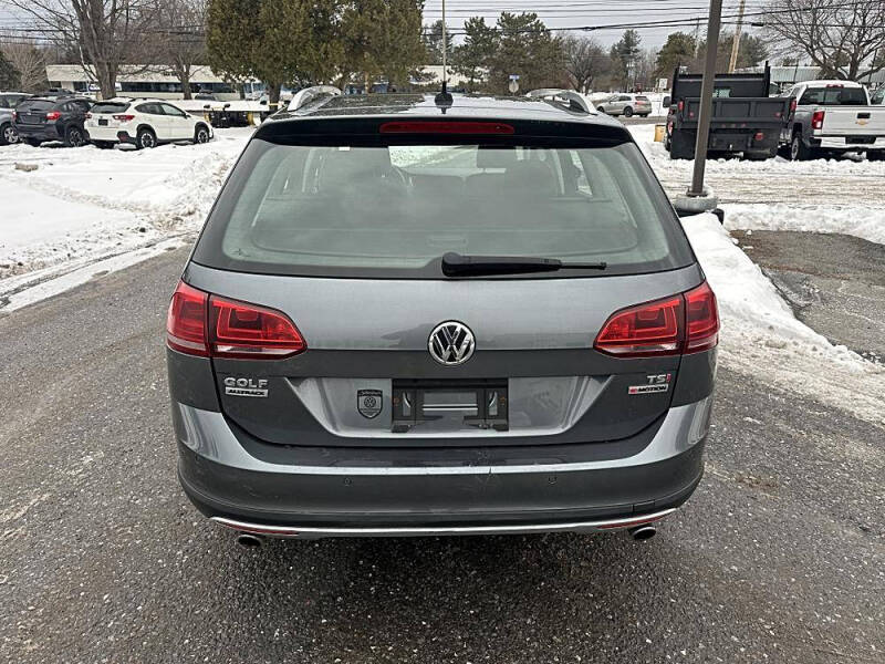 2017 Volkswagen Golf Alltrack