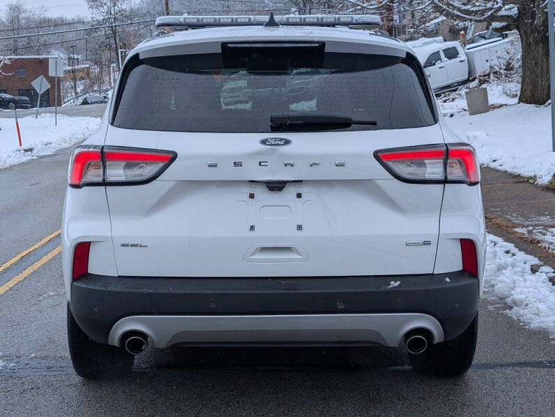 2020 Ford Escape SEL