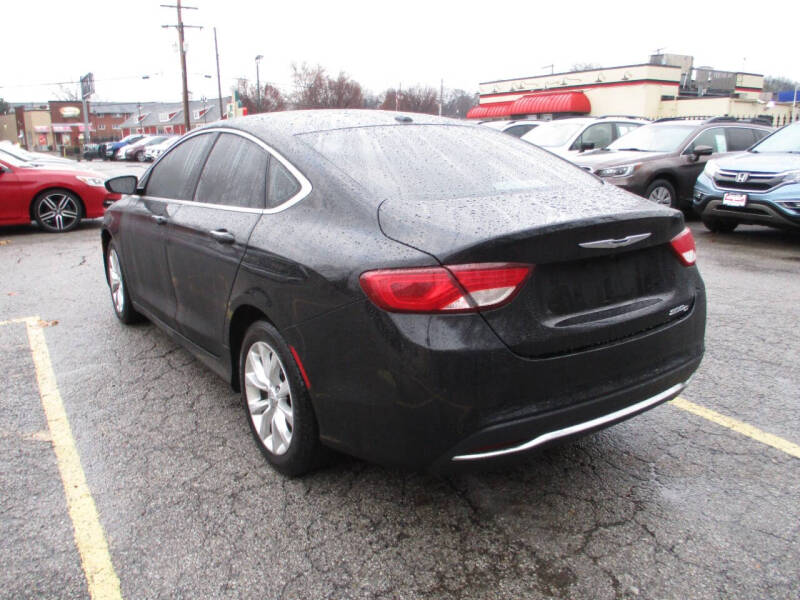2015 Chrysler 200 C