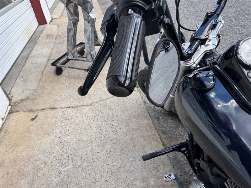 2019 Harley-Davidson FXLR -