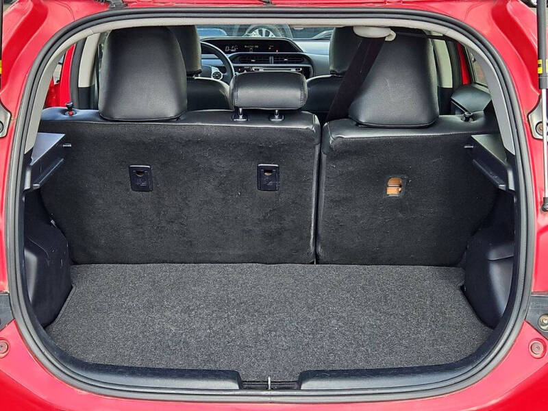 2015 Toyota Prius c Two