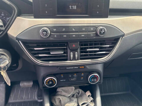2022 Ford Escape S