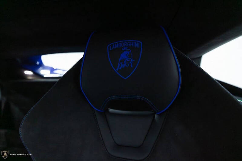 2023 Lamborghini Huracan Tecnica