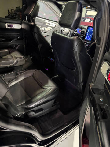 2021 Ford Explorer ST