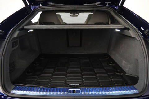 2022 Lamborghini Urus