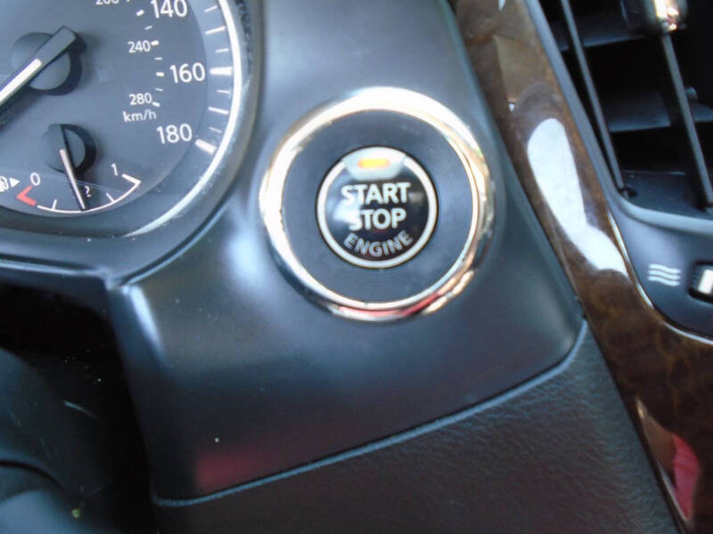 2018 Infiniti Q50 2.0T Luxe