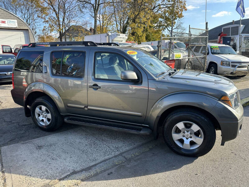 2007 Nissan Pathfinder SE