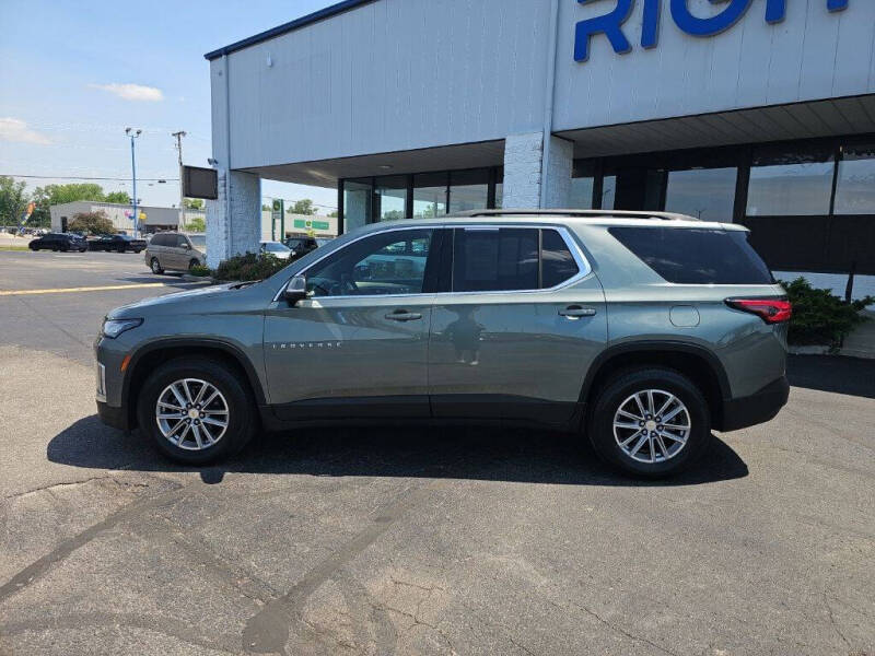 2023 Chevrolet Traverse LT