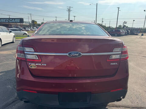 2013 Ford Taurus SEL