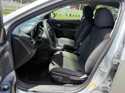 2011 Chevrolet Cruze LT Fleet