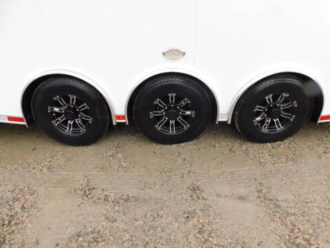 2025 United Trailers USH 28' Stacker Race Trailer L