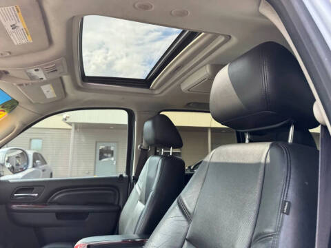 2012 Cadillac Escalade Premium