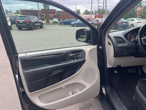 2017 Dodge Grand Caravan SE Plus