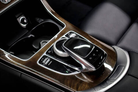 2016 Mercedes-Benz C-Class