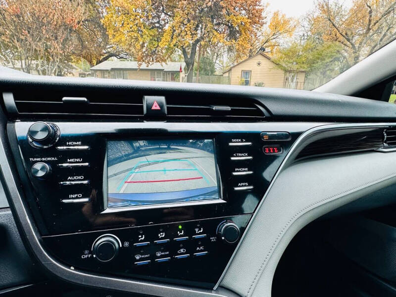 2018 Toyota Camry LE