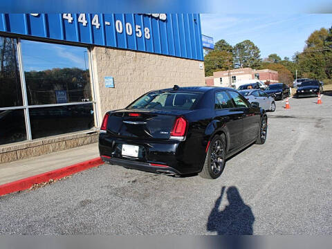 2018 Chrysler 300