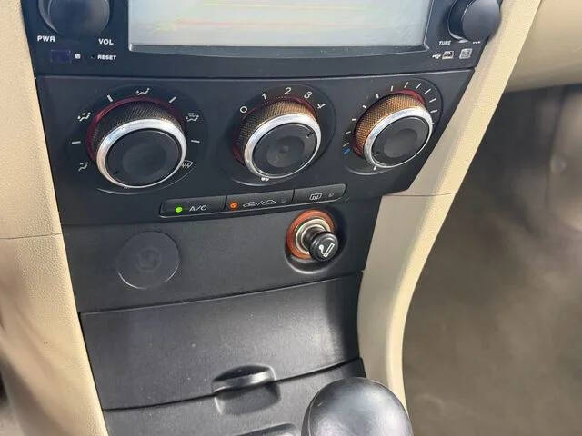 2004 Mazda MAZDA3 i