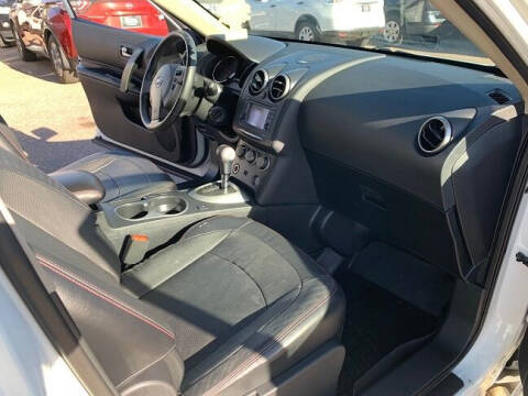 2012 Nissan Rogue SV w/SL Package