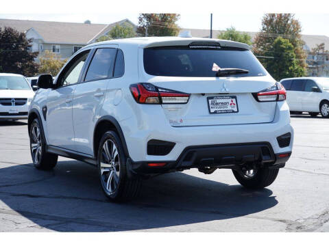 2025 Mitsubishi Outlander Sport ES