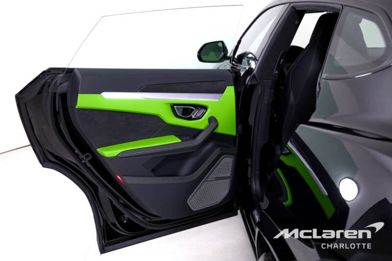 2022 Lamborghini Urus