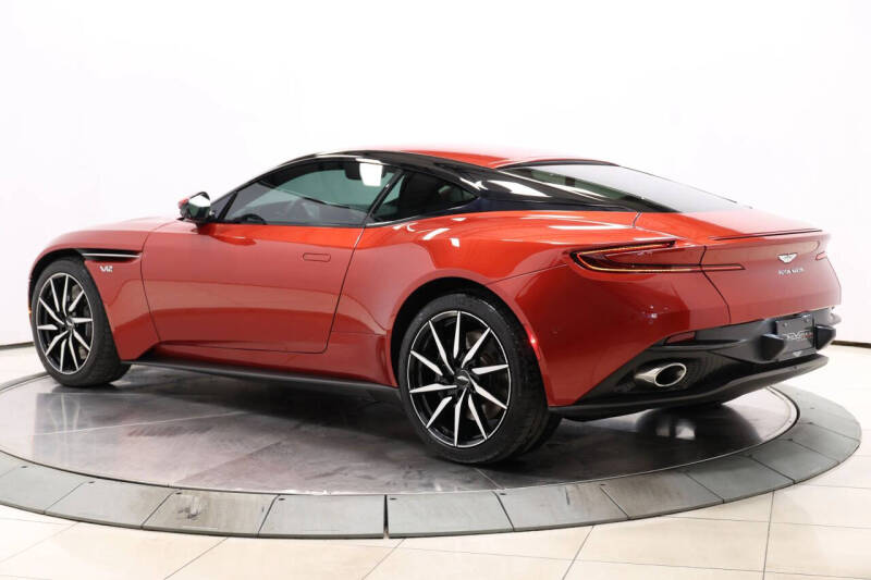 2018 Aston Martin DB11 V12