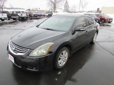 2012 Nissan Altima for sale at Roddy Motors in Mora MN