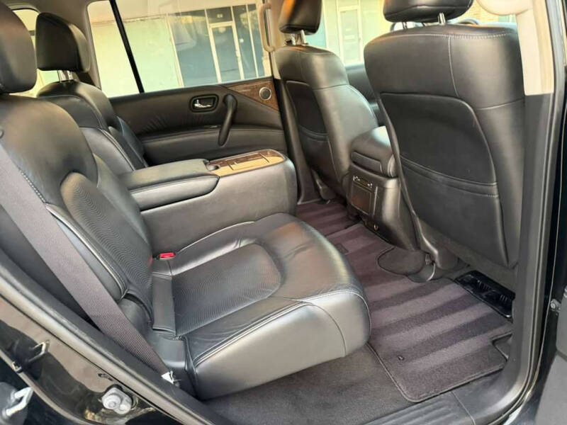 2016 Infiniti QX80