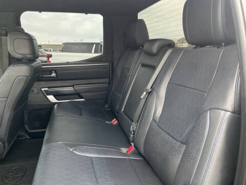 2023 Toyota Tundra Platinum