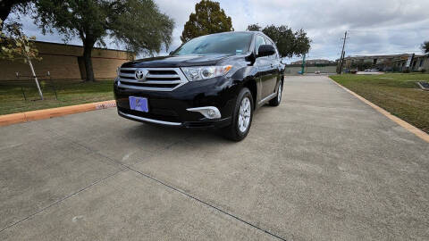 2013 Toyota Highlander SE
