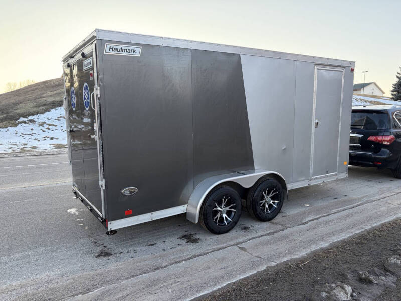 2017 Haulmark V7000