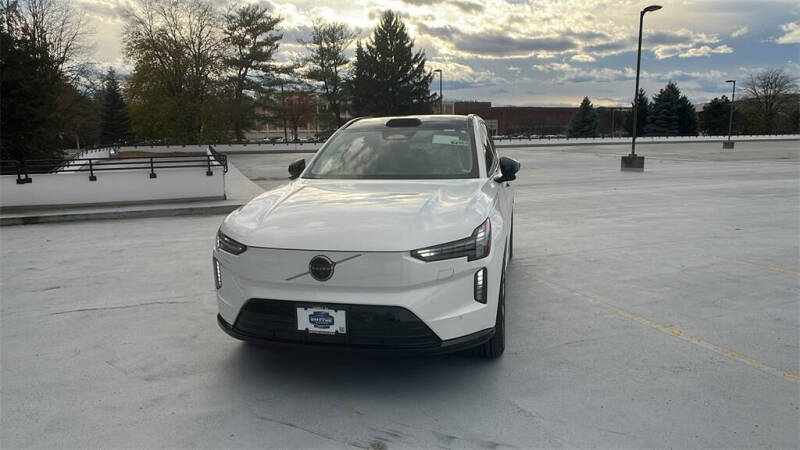 2025 Volvo EX90 Twin Performance Ultra 6P