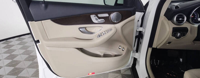 2019 Mercedes-Benz GLC GLC 350e 4MATIC