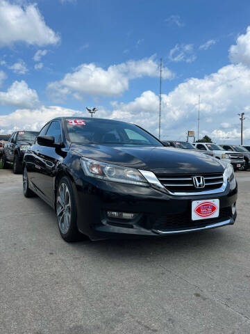 2015 Honda Accord for sale at UNITED AUTO INC in South Sioux City NE