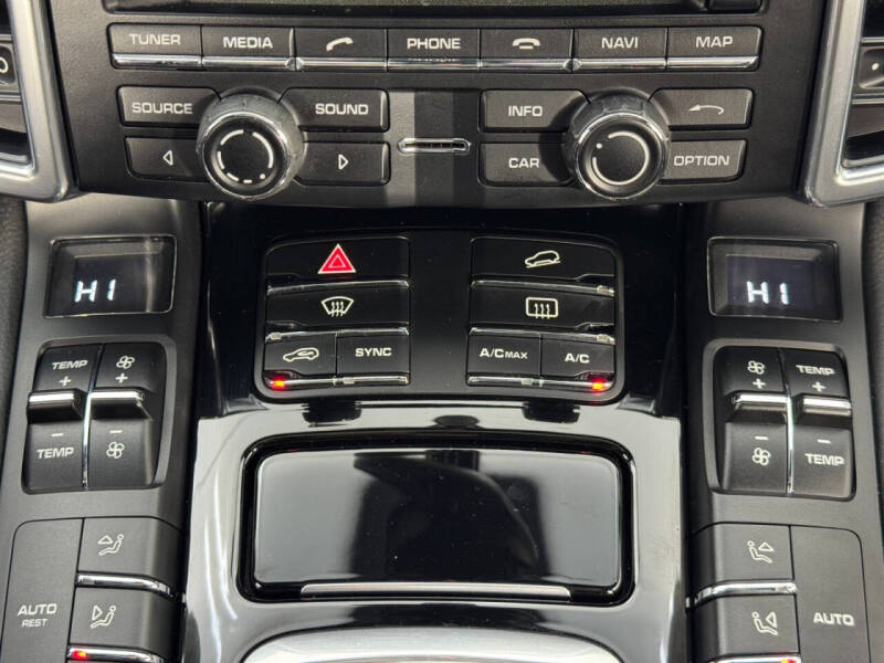 2014 Porsche Cayenne