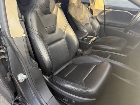 2015 Tesla Model S 85