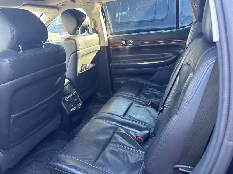 2019 Lincoln MKT Reserve