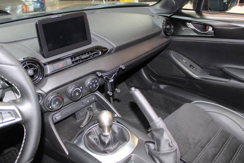 2021 Mazda MX-5 Miata RF Club