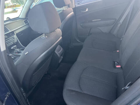 2019 Kia Optima S