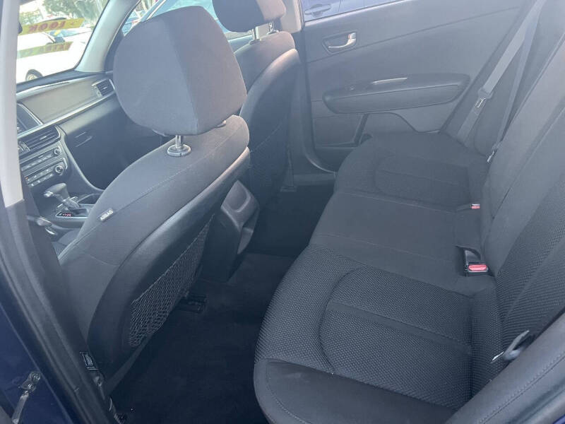 2019 Kia Optima S