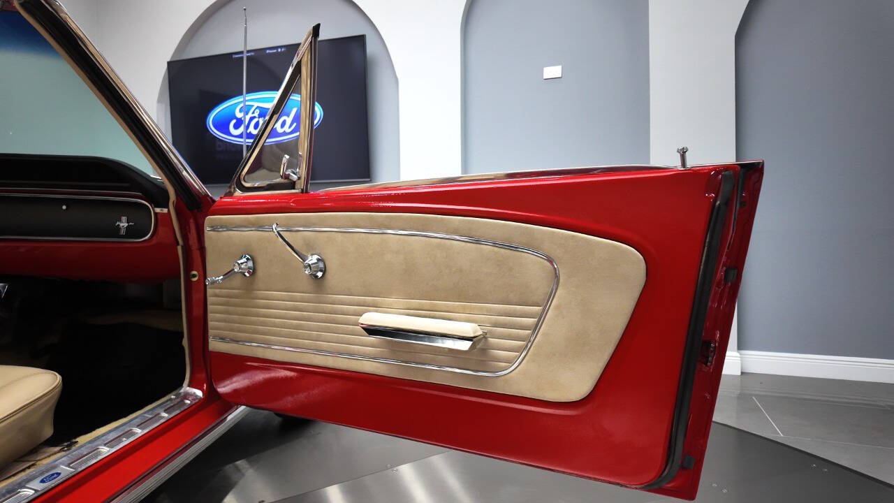 1965 Ford Mustang 62